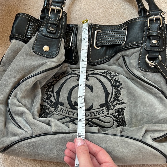 Juicy couture purse 2010 - Picture 13 of 16